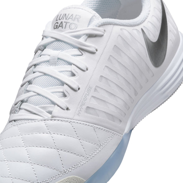 Nike Lunargato II IN Indoor Soccer Shoes-White/Chrome