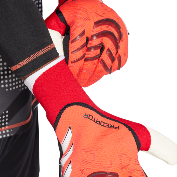 Adidas Predator Pro Fingersave Goalkeeper Gloves