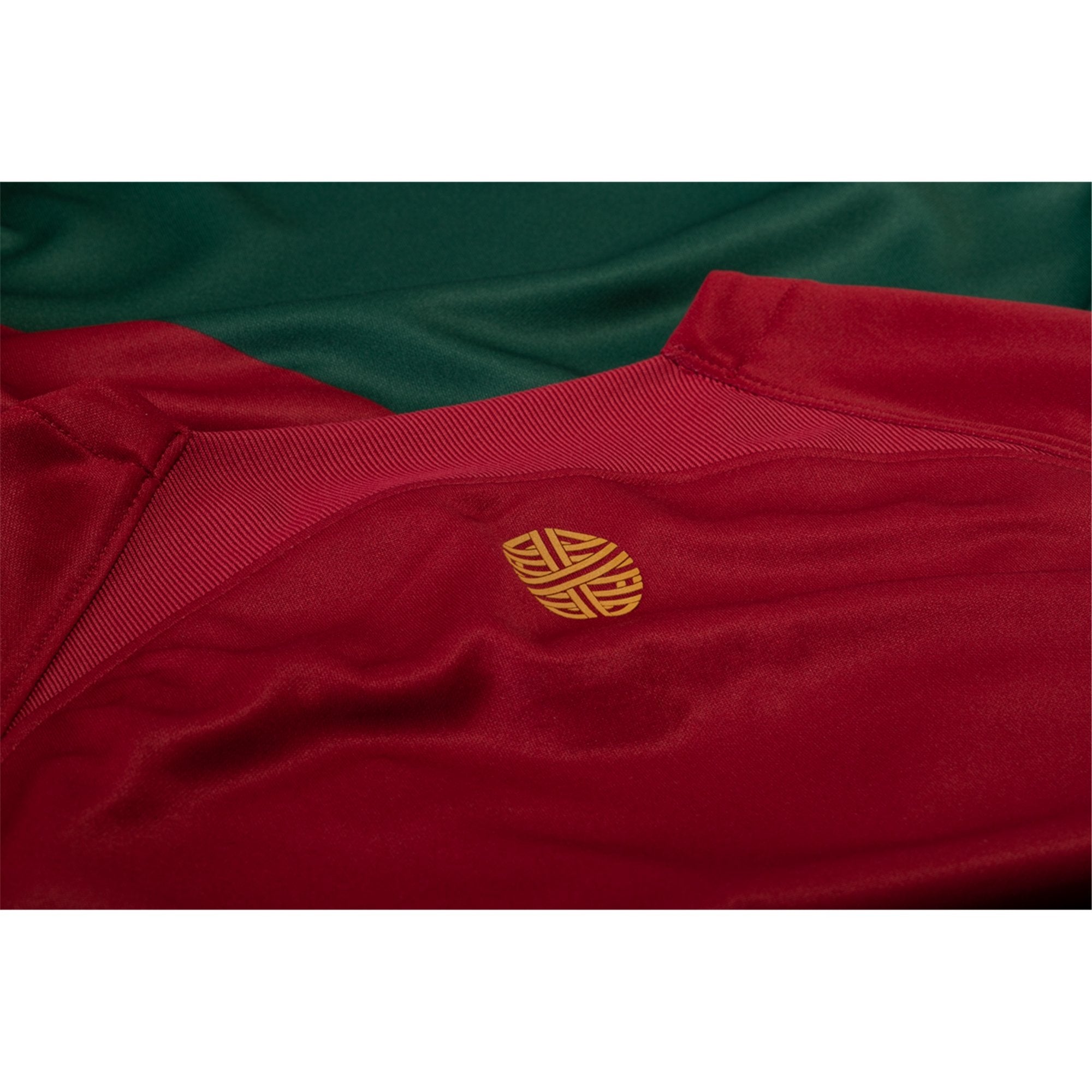 Nike Women's Portugal 2023 Home Replica Jersey, Small, Red